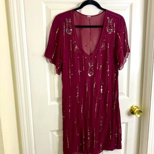 Chan Luu burgundy sequence and beaded Tunic Short Sleeve 100% viscose Size M